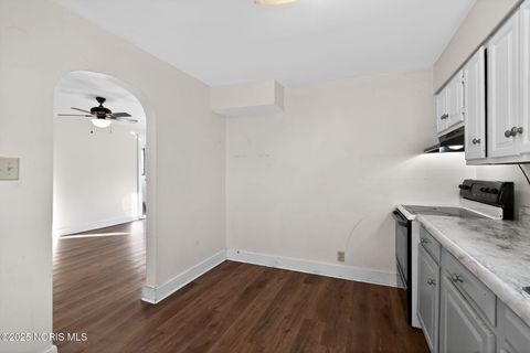 Tiny photo for 625 Jackson Avenue, Fostoria, OH 44830 (MLS # 10002611)