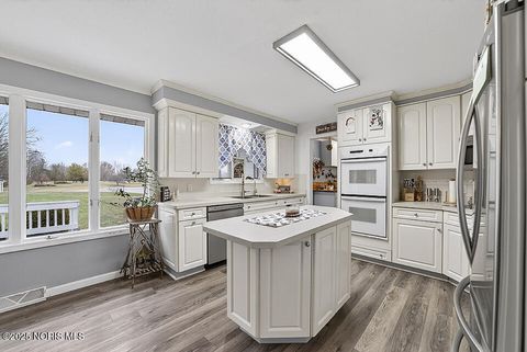 Tiny photo for 19245 Brillhart Road, Bowling Green, OH 43402 (MLS # 10002563)