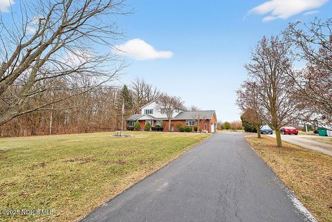 Tiny photo for 19245 Brillhart Road, Bowling Green, OH 43402 (MLS # 10002563)