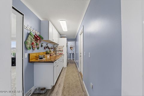 Tiny photo for 19245 Brillhart Road, Bowling Green, OH 43402 (MLS # 10002563)