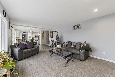 Tiny photo for 19245 Brillhart Road, Bowling Green, OH 43402 (MLS # 10002563)