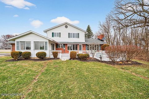 Tiny photo for 19245 Brillhart Road, Bowling Green, OH 43402 (MLS # 10002563)