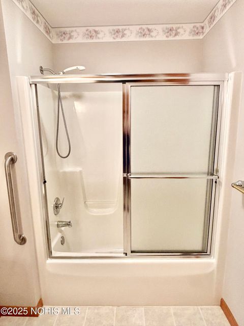 Tiny photo for 5101 Wynn Park Drive, Oregon, OH 43616 (MLS # 10001684)