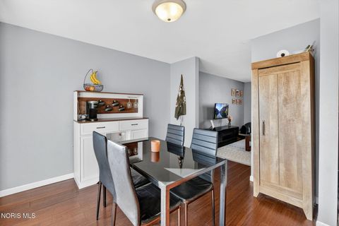 Tiny photo for 4220 Northshire Road, Toledo, OH 43611 (MLS # 10004689)