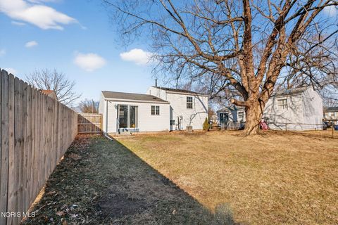 Tiny photo for 4220 Northshire Road, Toledo, OH 43611 (MLS # 10004689)