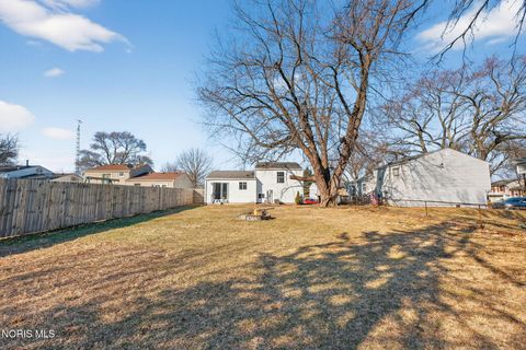 Tiny photo for 4220 Northshire Road, Toledo, OH 43611 (MLS # 10004689)