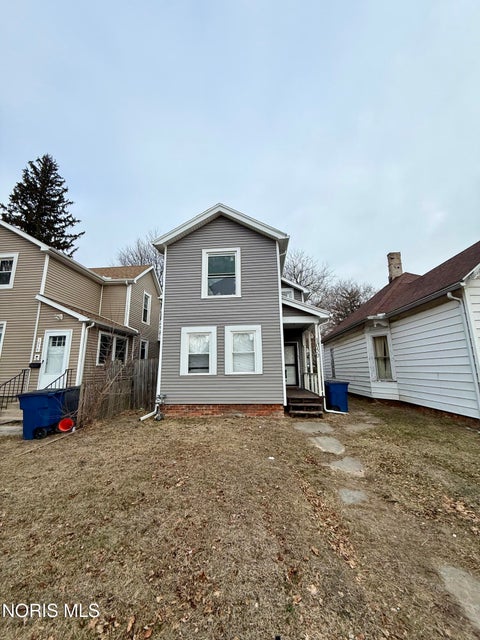 Tiny photo for 1050 Harding Drive, Toledo, OH 43609 (MLS # 10014809)
