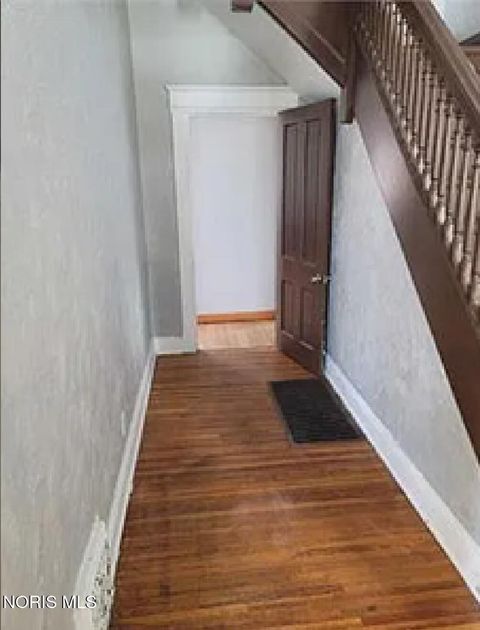 Tiny photo for 2332 Auburn Avenue, Toledo, OH 43606 (MLS # 10007883)