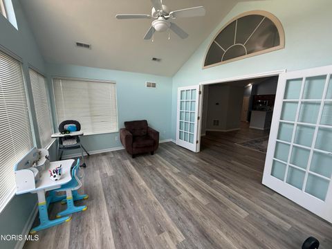 Tiny photo for 9882 Connor Lake Circle, Perrysburg, OH 43551 (MLS # 10005775)