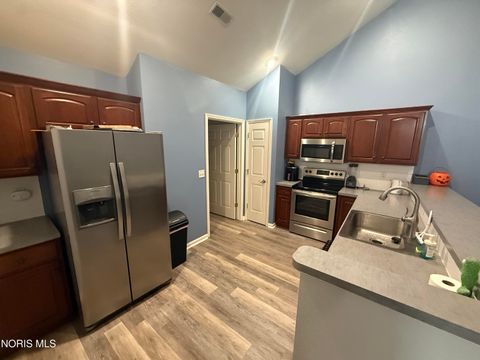 Tiny photo for 9882 Connor Lake Circle, Perrysburg, OH 43551 (MLS # 10005775)