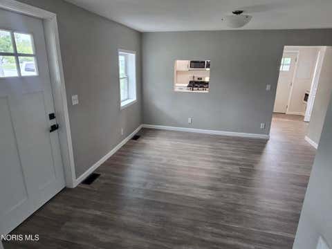 Tiny photo for 24409 W 3rd Street, Grand Rapids, OH 43522 (MLS # 10011910)
