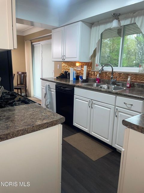 Tiny photo for 9749 Monclova Road, Monclova, OH 43542 (MLS # 10007175)