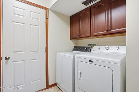 Tiny photo for 1821 Manor Hill Road, Findlay, OH 45840 (MLS # 10003766)