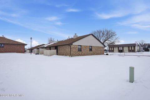 Tiny photo for 1821 Manor Hill Road, Findlay, OH 45840 (MLS # 10003766)