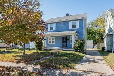 Photo of 1022 National Avenue, Toledo, OH 43609 (MLS # 10000381) Photo of 1022 National Avenue, Toledo, OH 43609 (MLS # 10000381)