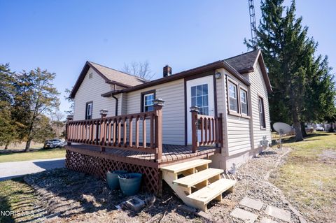 Photo of 320 E Elm Street, Sherwood, OH 43556 (MLS # 10005464)