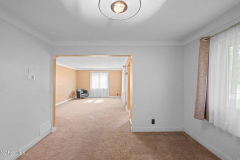 Tiny photo for 28552 Mccarty Drive, Perrysburg, OH 43551 (MLS # 10008223)