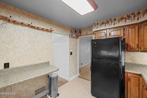 Tiny photo for 28552 Mccarty Drive, Perrysburg, OH 43551 (MLS # 10008223)