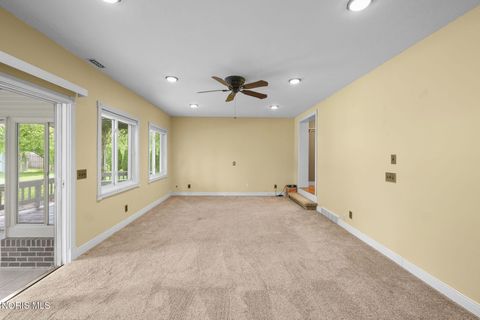 Tiny photo for 28552 Mccarty Drive, Perrysburg, OH 43551 (MLS # 10008223)