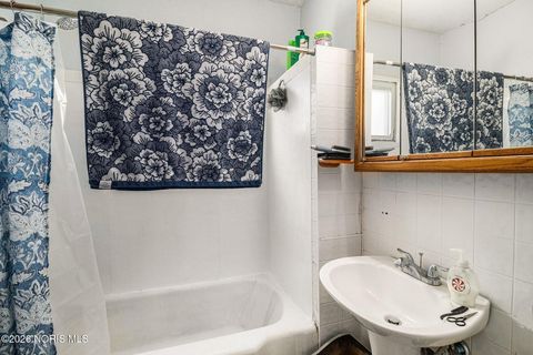 Tiny photo for 1730 Balkan Place, Toledo, OH 43613 (MLS # 10003660)