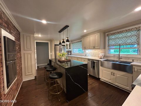 Tiny photo for 4912 Skelly Road, Toledo, OH 43623 (MLS # 10010176)