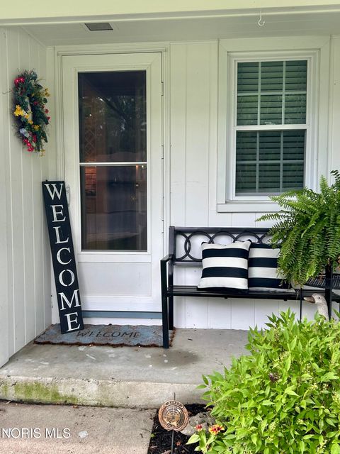 Tiny photo for 4912 Skelly Road, Toledo, OH 43623 (MLS # 10010176)