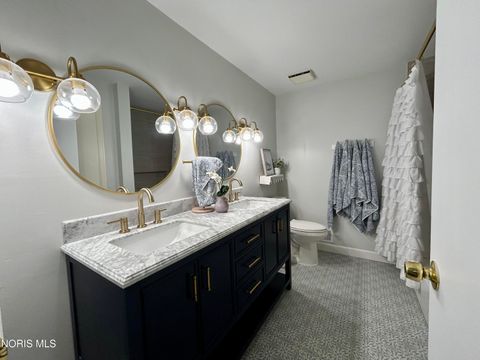 Tiny photo for 4912 Skelly Road, Toledo, OH 43623 (MLS # 10010176)