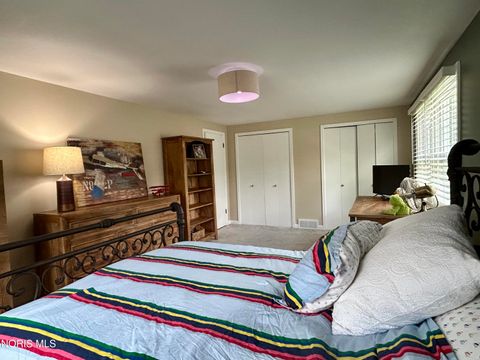 Tiny photo for 4912 Skelly Road, Toledo, OH 43623 (MLS # 10010176)