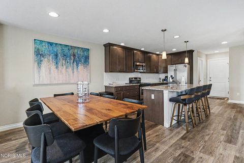 Tiny photo for 15210 Sunset Maple Drive, Perrysburg, OH 43551 (MLS # 10009089)