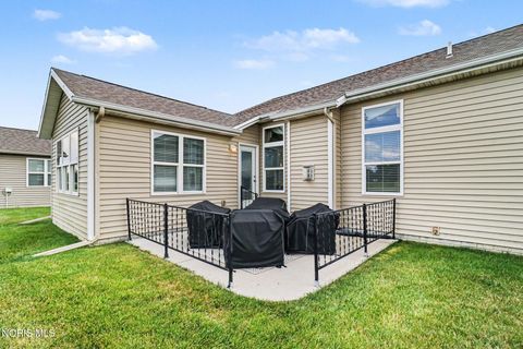 Tiny photo for 15210 Sunset Maple Drive, Perrysburg, OH 43551 (MLS # 10009089)