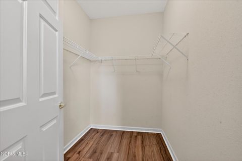 Tiny photo for 8329 Ledgestone Avenue, Sylvania, OH 43560 (MLS # 10004985)