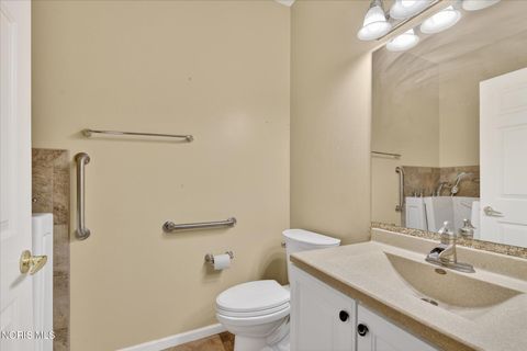 Tiny photo for 8329 Ledgestone Avenue, Sylvania, OH 43560 (MLS # 10004985)