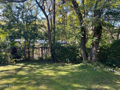 Tiny photo for 651 Curtis Street, Toledo, OH 43609 (MLS # 10014065)