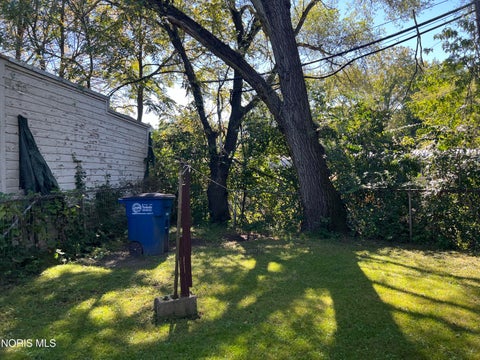 Tiny photo for 651 Curtis Street, Toledo, OH 43609 (MLS # 10014065)