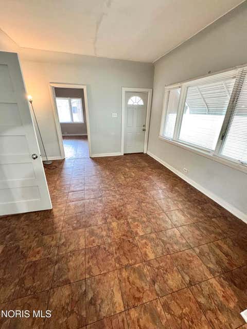 Tiny photo for 158 Everett Street, Toledo, OH 43608 (MLS # 10011480)