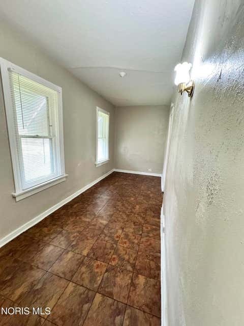 Tiny photo for 158 Everett Street, Toledo, OH 43608 (MLS # 10011480)