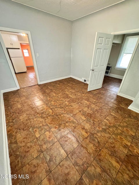 Tiny photo for 158 Everett Street, Toledo, OH 43608 (MLS # 10011480)