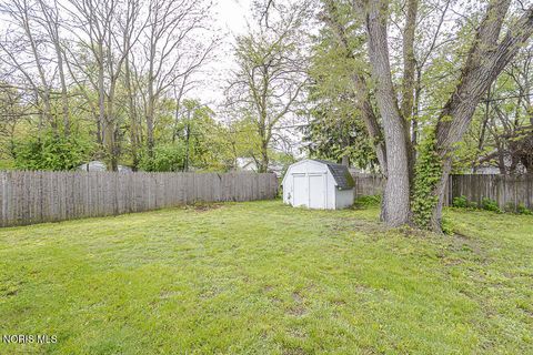 Tiny photo for 821 Elysian Avenue, Toledo, OH 43607 (MLS # 10008800)