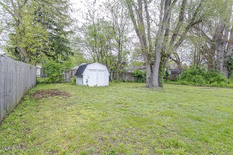 Tiny photo for 821 Elysian Avenue, Toledo, OH 43607 (MLS # 10008800)