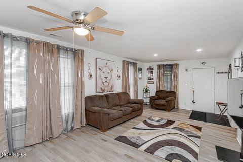 Tiny photo for 821 Elysian Avenue, Toledo, OH 43607 (MLS # 10008800)