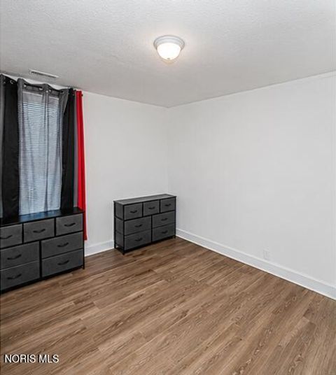 Tiny photo for 821 Elysian Avenue, Toledo, OH 43607 (MLS # 10008800)