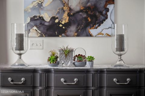 Tiny photo for 7883 Enchanted Circle, Monclova, OH 43542 (MLS # 10003949)