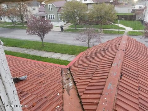 Tiny photo for 505 N Union Street, Fostoria, OH 44830 (MLS # 10001578)