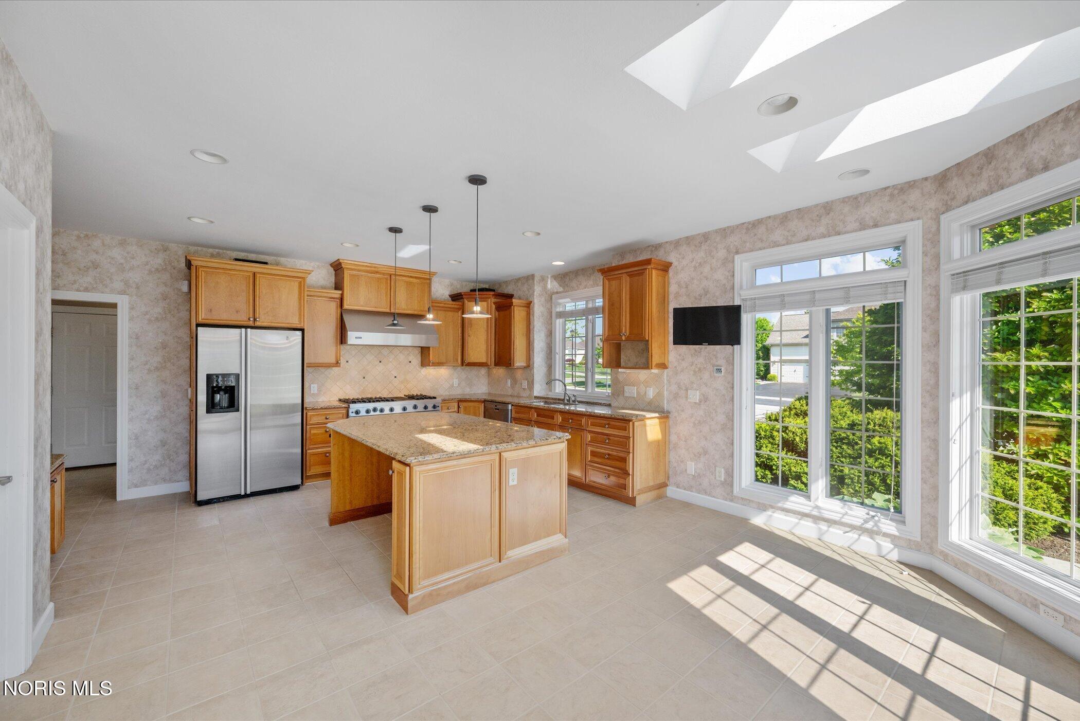 3025 Quarry Road