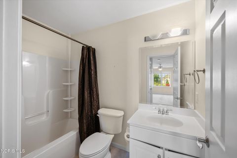 Tiny photo for 3025 Quarry Road, Maumee, OH 43537 (MLS # 10008002)