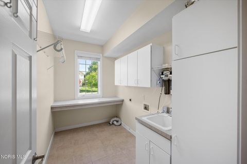 Tiny photo for 3025 Quarry Road, Maumee, OH 43537 (MLS # 10008002)