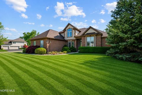 Photo of 3025 Quarry Road, Maumee, OH 43537 (MLS # 10008002)