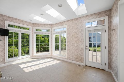 Tiny photo for 3025 Quarry Road, Maumee, OH 43537 (MLS # 10008002)