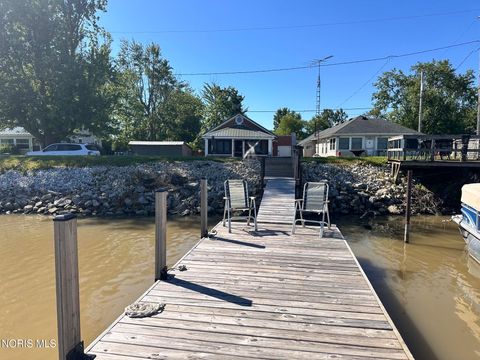 Tiny photo for 2103 County Road 210, Fremont, OH 43420 (MLS # 10009573)