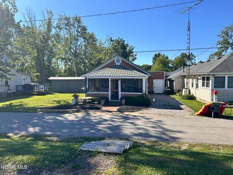 Tiny photo for 2103 County Road 210, Fremont, OH 43420 (MLS # 10009573)